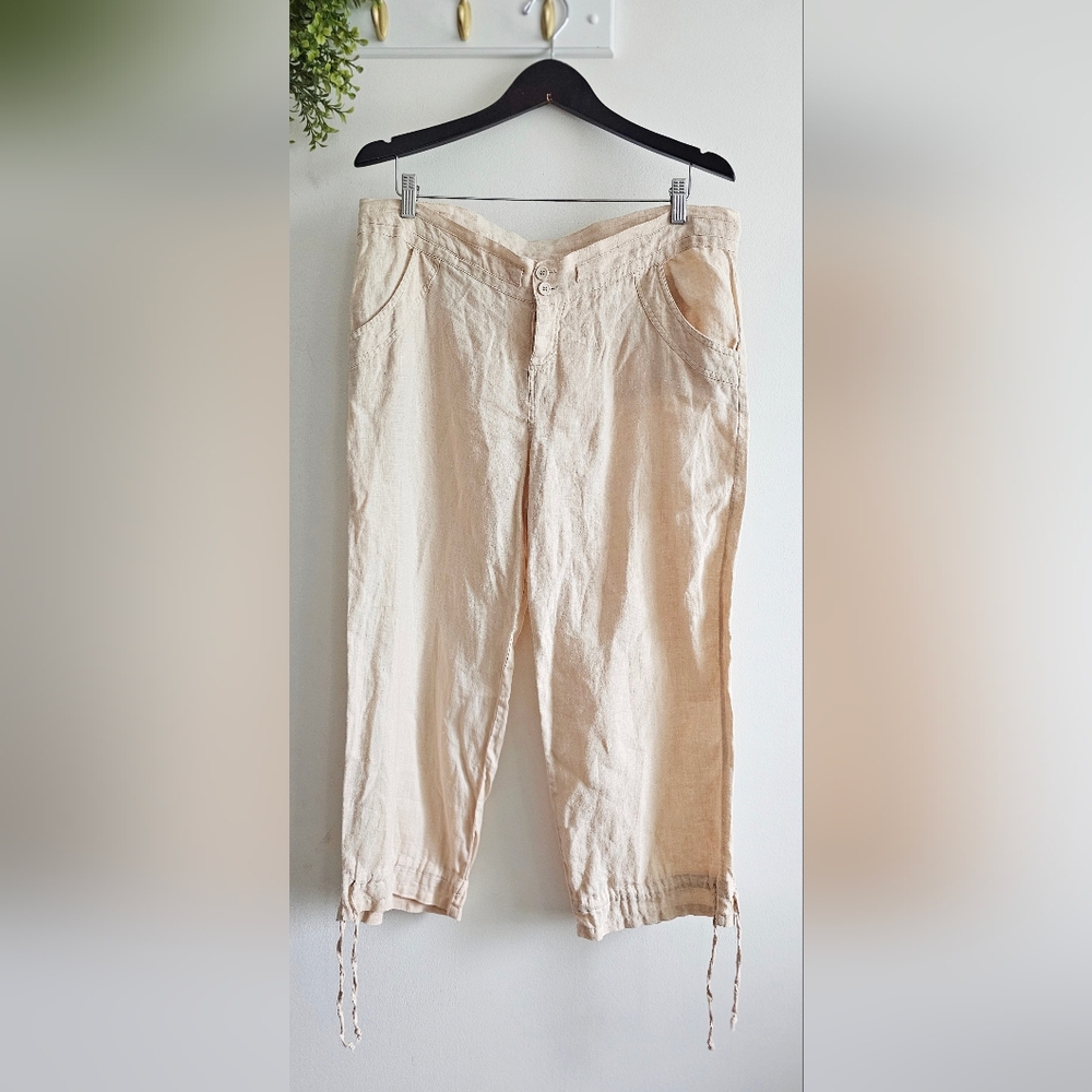 Charlotte Russe Beige Linen Capri Pants Size 11 Front Buttons Drawstring Hem
